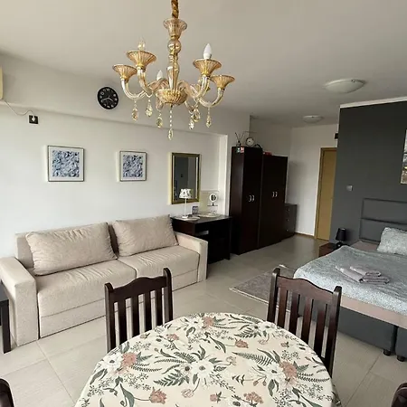 In Big Kamelia Complex Sunny * Slantschew brjag